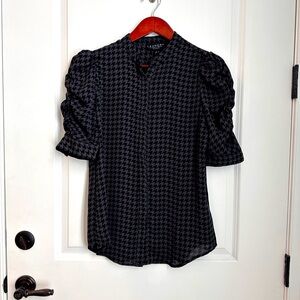 Laundry by Shelli Segal Black and Grey Houndstooth Blouse - Size Medium